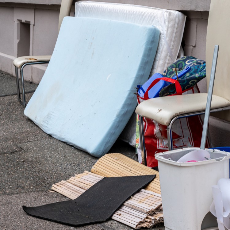 Junk Removal in Bakersfield, CA Junk Removal in Bakersfield, CA