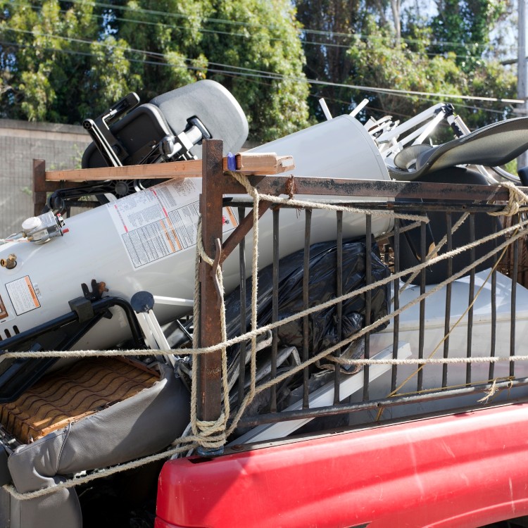 Junk Removal in Bakersfield, CA Junk Removal in Bakersfield, CA